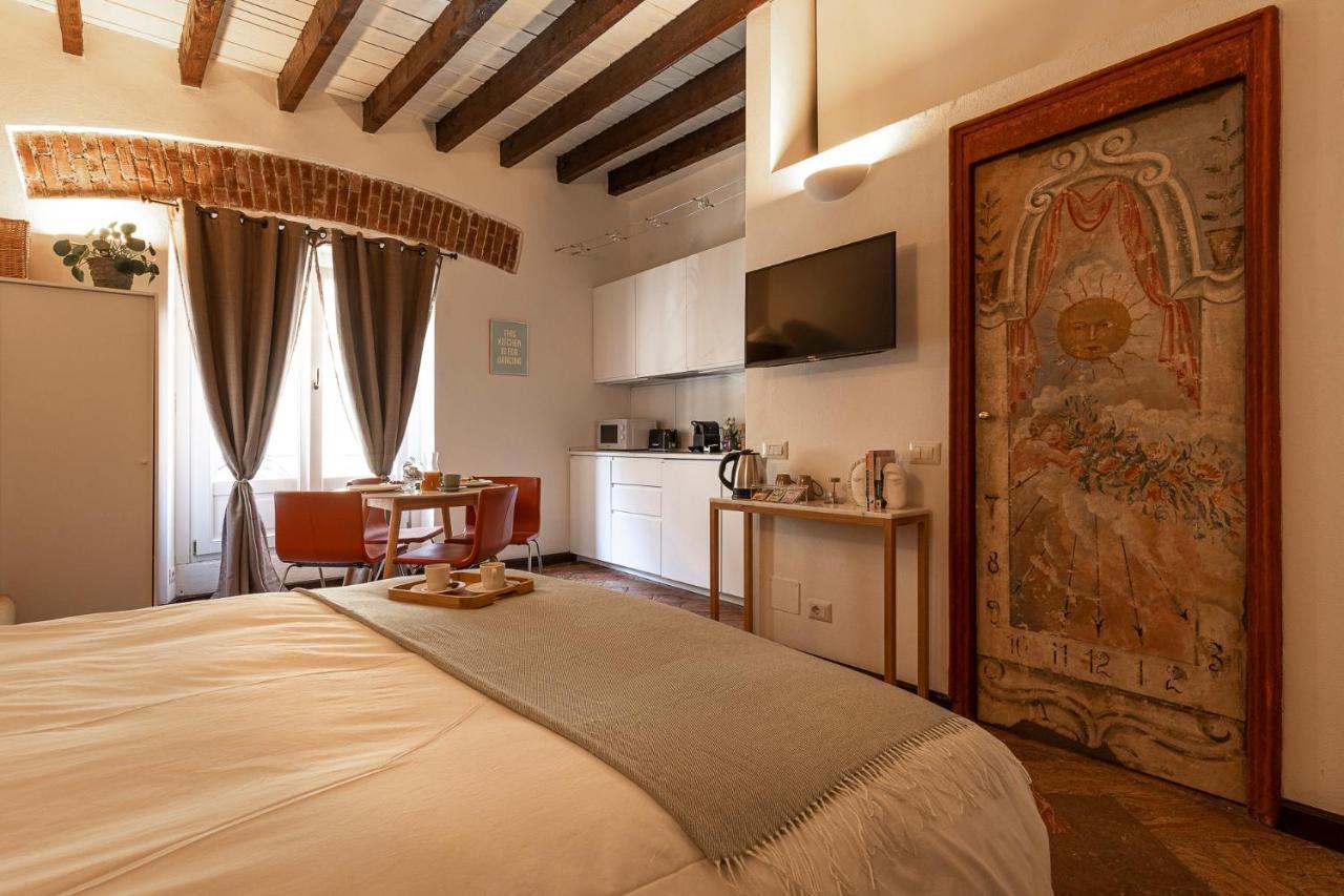 Cozy House In Naviglio Grande - Homy Apartments Milán Exterior foto