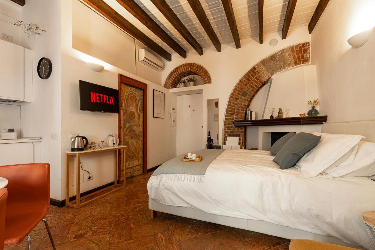 Cozy House In Naviglio Grande - Homy Apartments Milán Exterior foto
